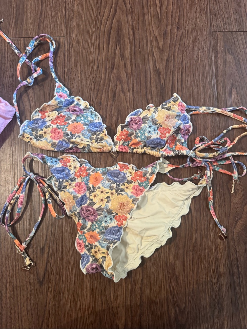 Backbough swim Floral Scalloped Edge String Bikini - Multicolor with bag